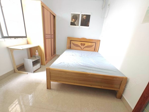 南宁青秀仙葫凤祥名居民水民电 押一付一 可短租 凤祥名居 电梯房