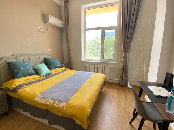 大连高新园区河口黄浦路海米公寓实地拍摄押一付一得实体墙带空调近