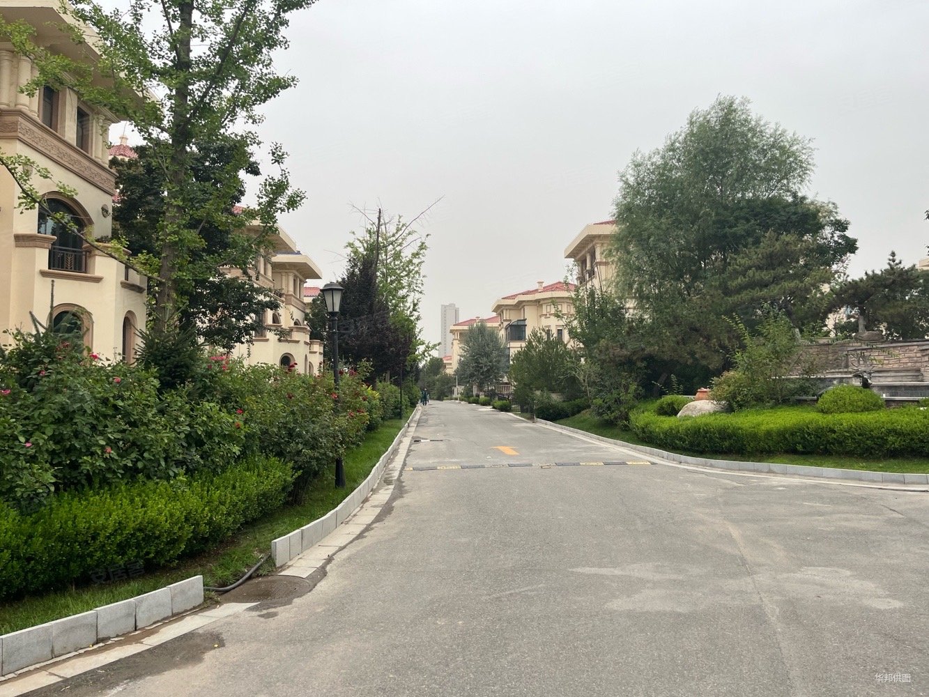 可按揭 随时看房,大名城别墅二手房,219万,4室2厅,4卫,225平米-兰州