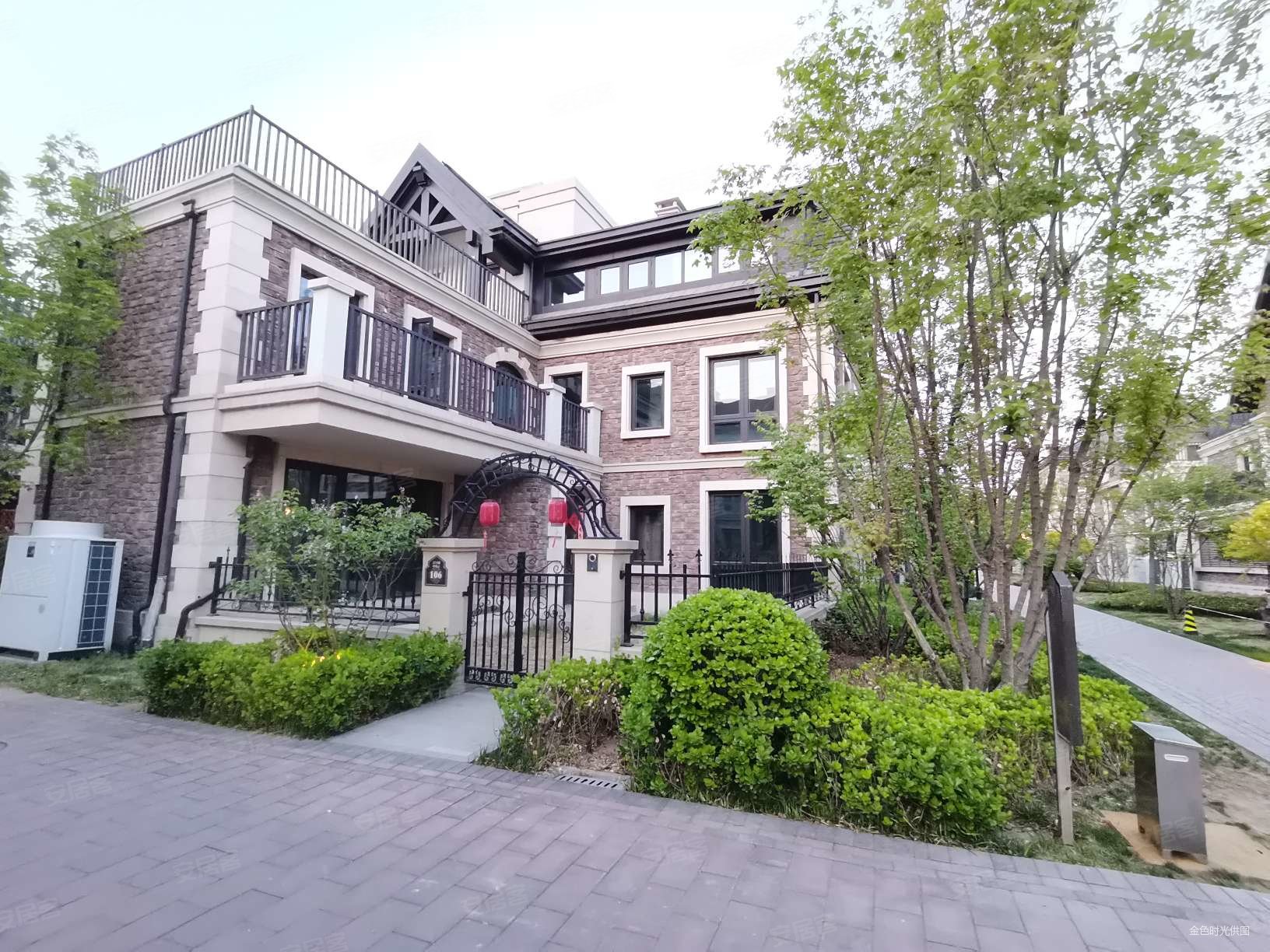 万科弗农小镇(别墅)4室3厅4卫250㎡东南850万