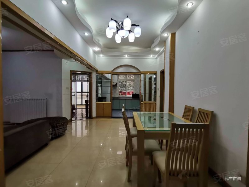 滨江苑一期 带电梯 近医院 双卫 西南朝向 交通便利 近地铁