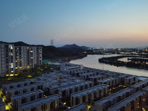 杭州萧山城厢金地滨江万科悦虹湾(公寓住宅)急租!