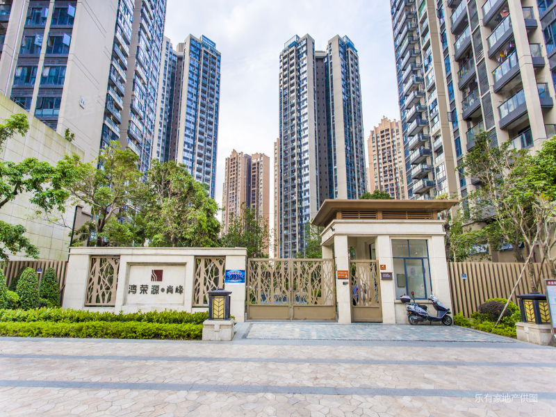 鸿荣源尚峰 产权清晰 满五   近地铁 车位充足 精装好房