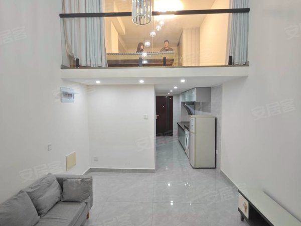 昆明五华高新区融创春风十里海豚湾海豚湾精装loft公寓 地铁口出行