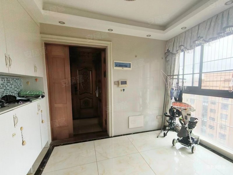 永江花园 装修好 中间好楼层 产权清晰 满五   南北通透