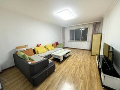 银川兴庆丽景街兴庆万达对面 颐园小区 两室 家具家电齐全出租房源真实图片