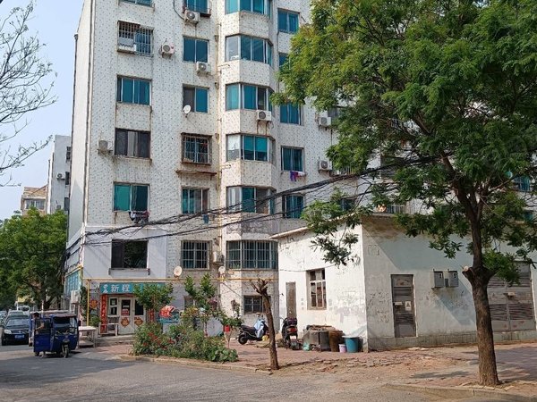 大连普兰店铁西幸福e家(普兰店)锦绣满堂3楼精装修家电齐全,拎包入住