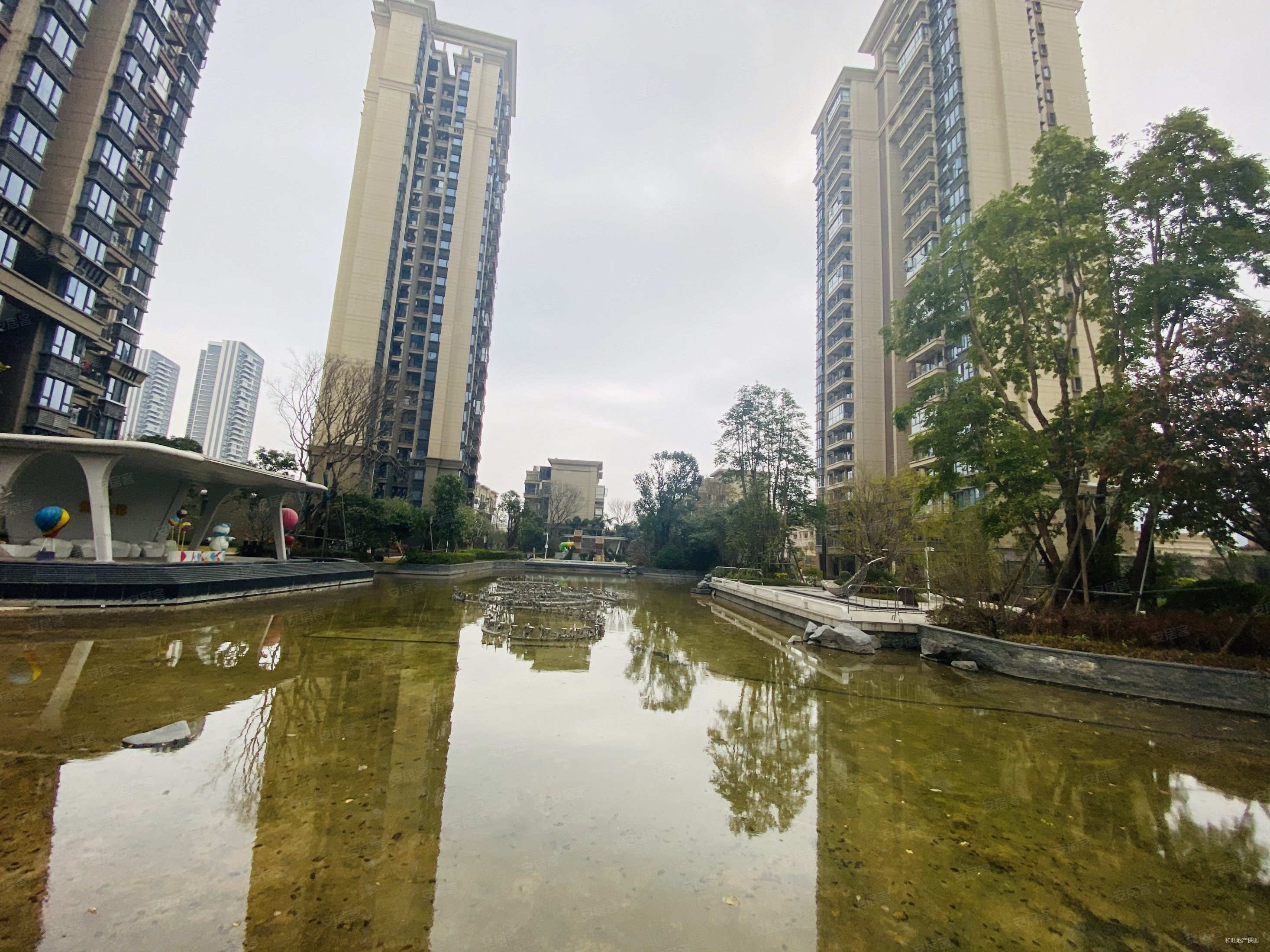 唐家湾轻轨站全新电梯两房保养全新楼距很宽,恒大云锦花园二手房,165