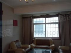 镇江扬中扬中市区出租柳竹新村2层别墅,4室2厅2卫,中上装修,年租26000出租房源真实图片
