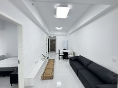 醴陵太一商城醴陵市区陶子湖有天燃气 全新装修 两房两厅 湖景房 视野开阔 诚租出租房源真实图片