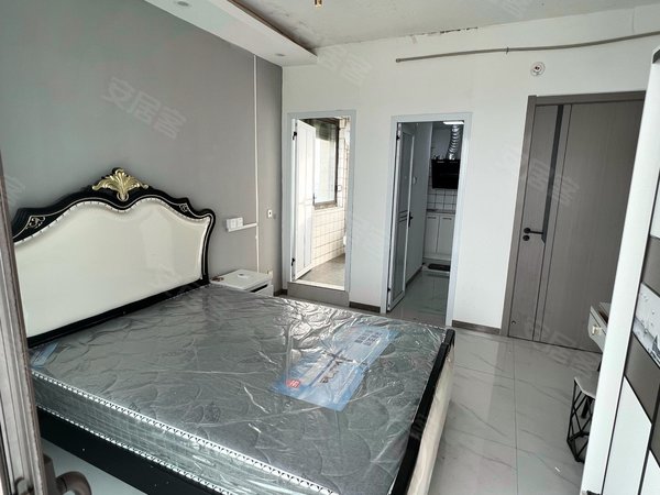 苏州高新区枫桥金地名悦虎丘区木桥公寓一室一厅家电齐全,无中介 随时