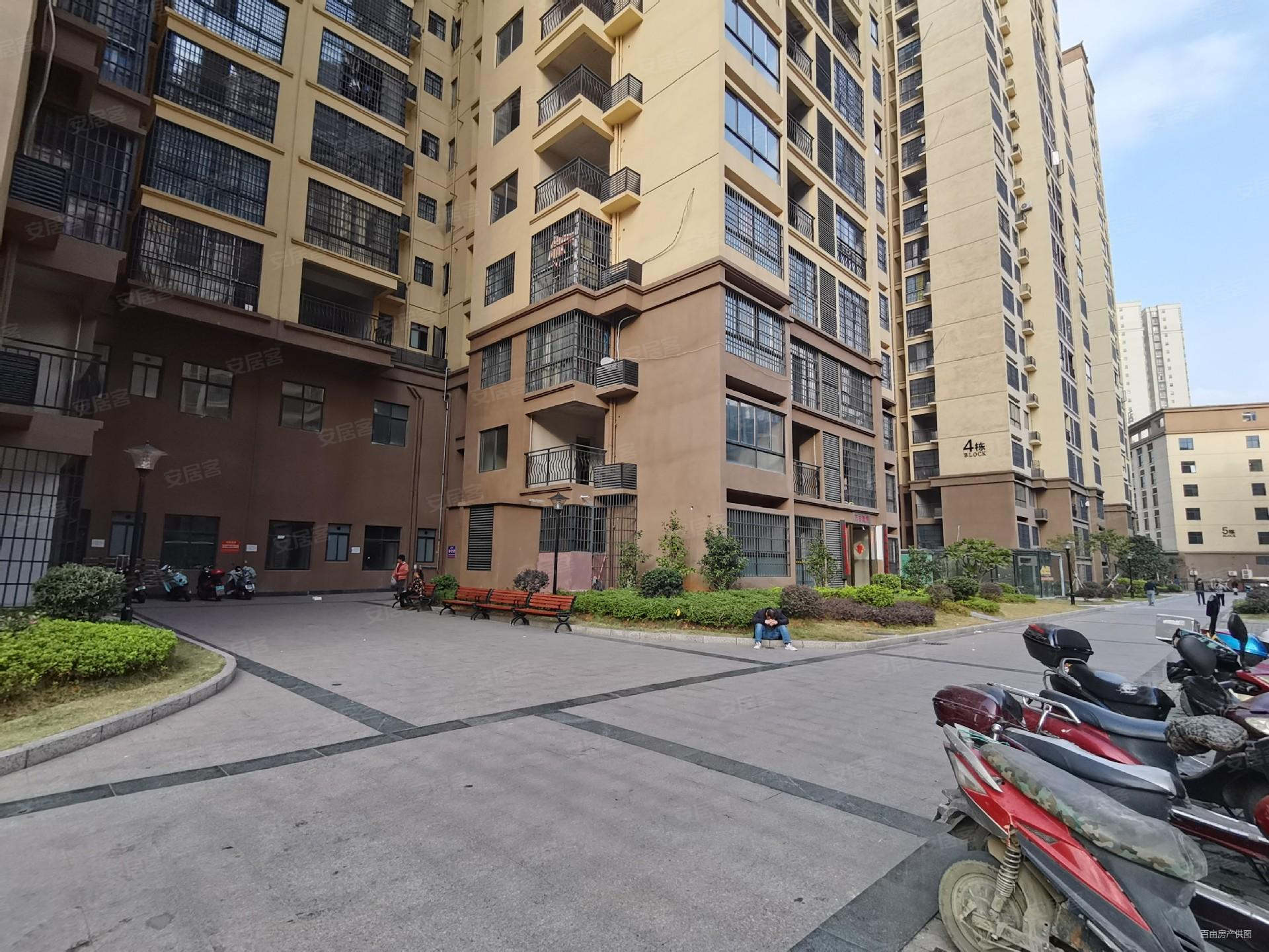 天悦华府3房楼层好视野精装修103平电梯房有钥匙