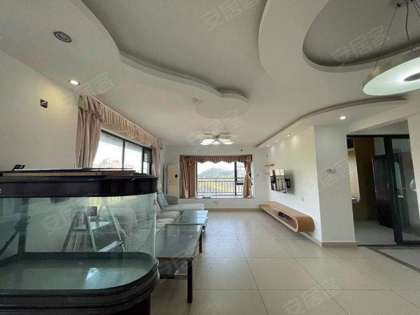 深圳福田上梅林水木澜山居水木澜山居,小区绿化覆盖率高,环境设施好