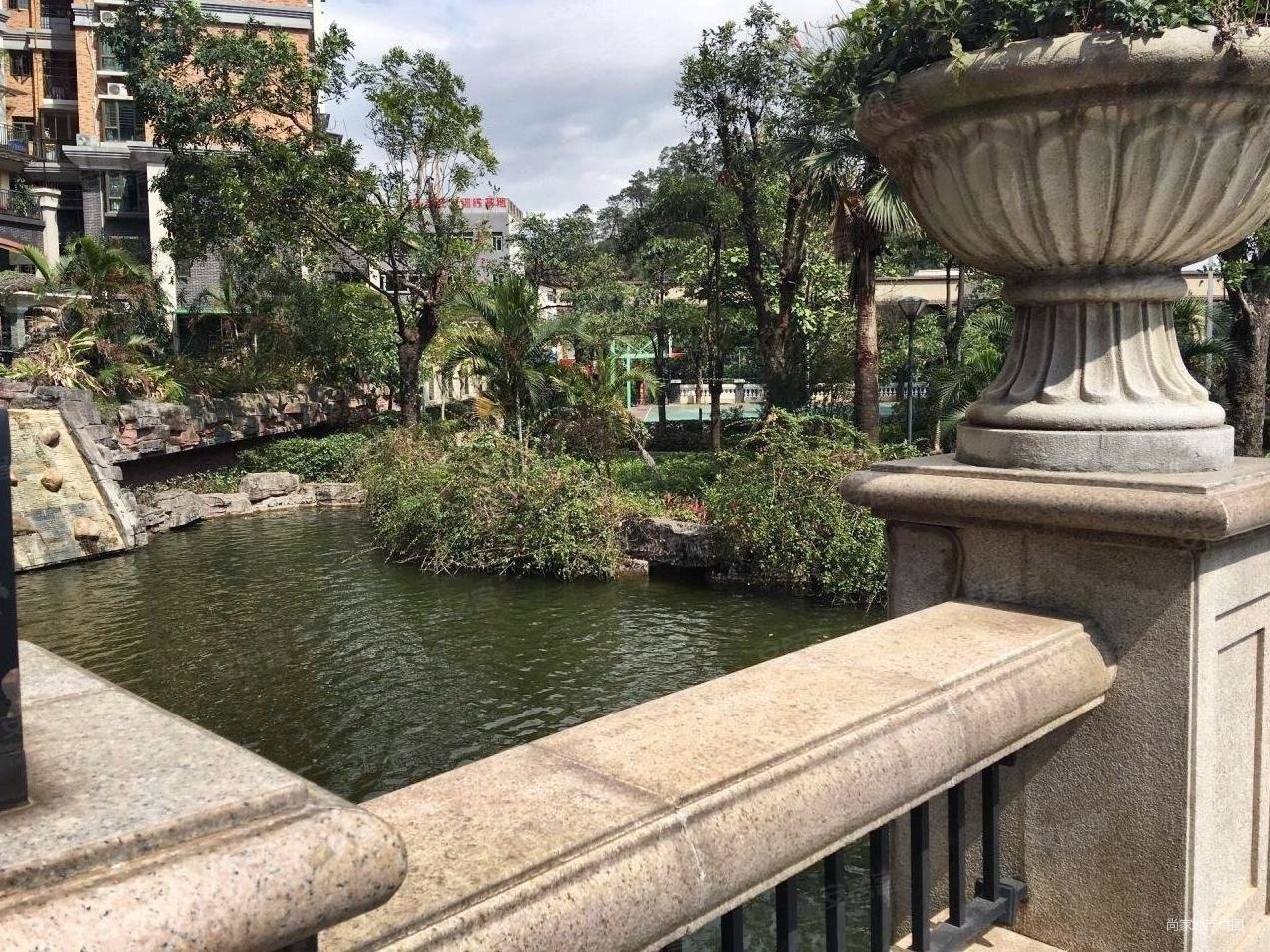 新会骏景湾豪庭3室2厅2卫104.55㎡南北102万
