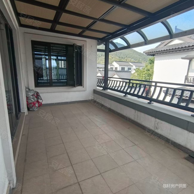 装修好 商品住宅 楼层好 正南朝向 满五 小区新,颐和山庄(别墅)二手房