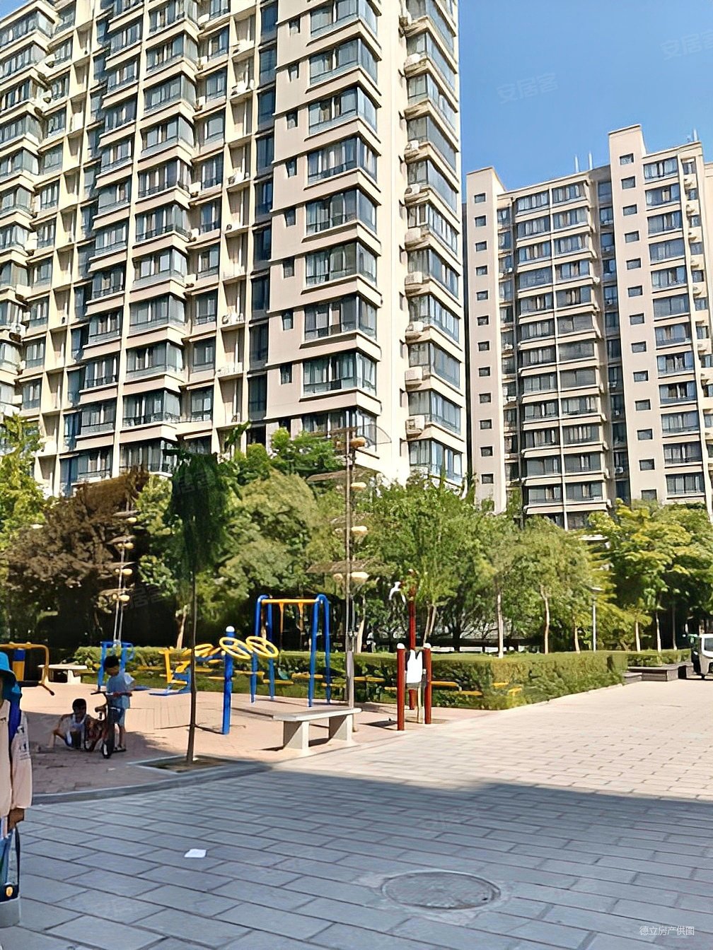 西安房产网>西安二手房>阎良二手房>新华路二手房>剑桥公馆>