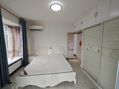 桂林临桂世纪大道时代香耕苑精装3房,家电齐全,3台空调,周边配套齐全,包物业出租房源真实图片