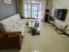 临沂北城新区武汉路香樟园3室2厅，带车位，拎包入住，1800每月出租房源真实图片
