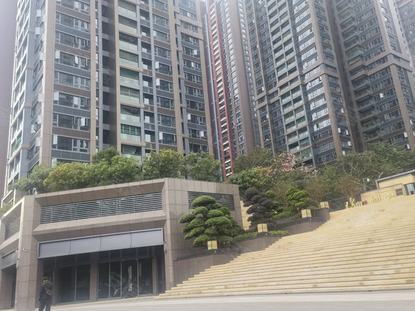 深圳宝安宝安中心区新锦安海纳公馆宝中地铁口的新房出租 海纳公馆