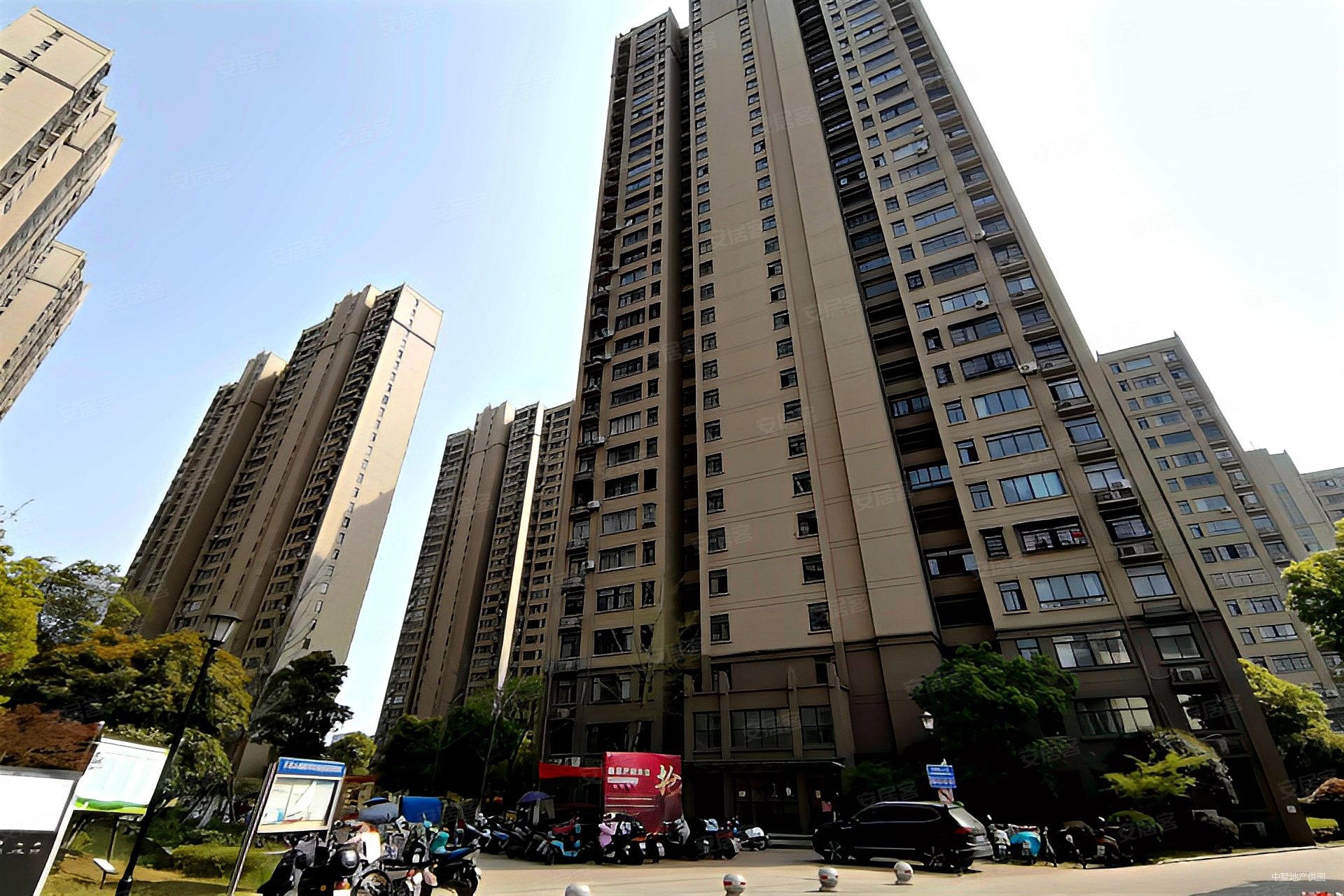 汇峰苹果小镇近医院房龄新临地铁产权清晰有电梯