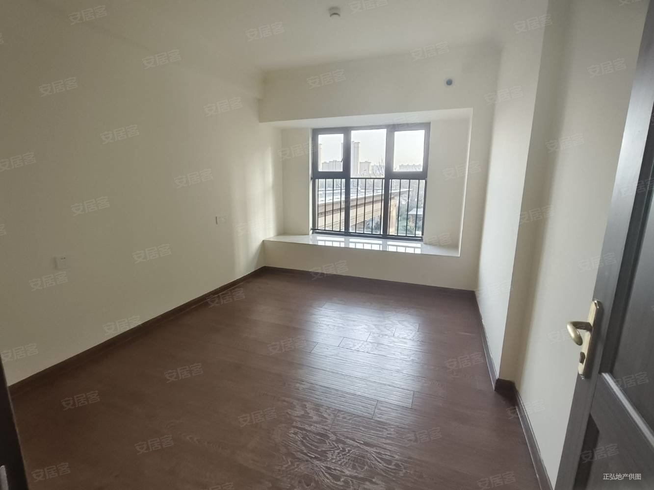 碧桂园天樾4室2厅2卫144㎡南北119万