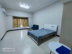 当阳长坂路当阳城区出租新雅斯电梯一室一厅1100元月包物业！拎包入住！出租房源真实图片