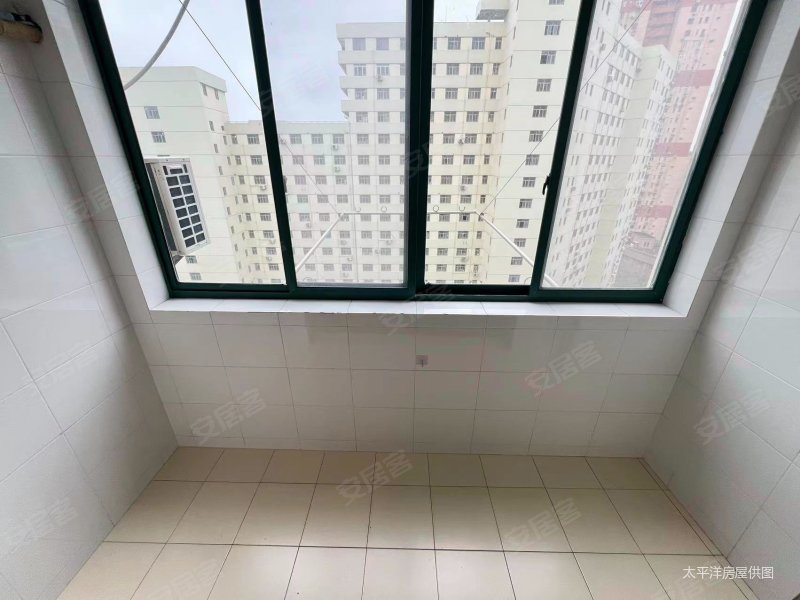 田林新苑电梯房近地铁满五高楼层视野无遮挡朝南