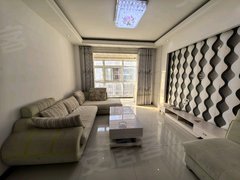 霍邱新店新店市场旭日尚城 2室2厅1卫 电梯房 精装修960每月 随时看房出租房源真实图片