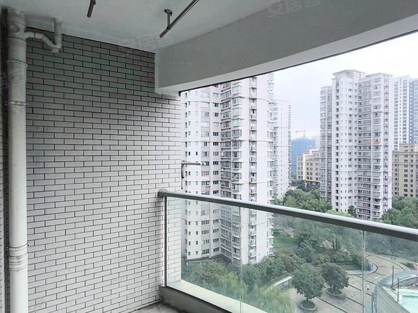 杭州萧山北干新白马公寓看房直接到小区 无看房费 着急出租 民用水电