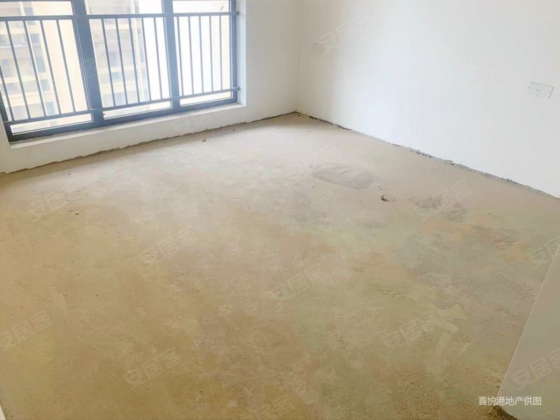 雅居乐三江府单边位复试户型靓楼层四房三卫随时可看房