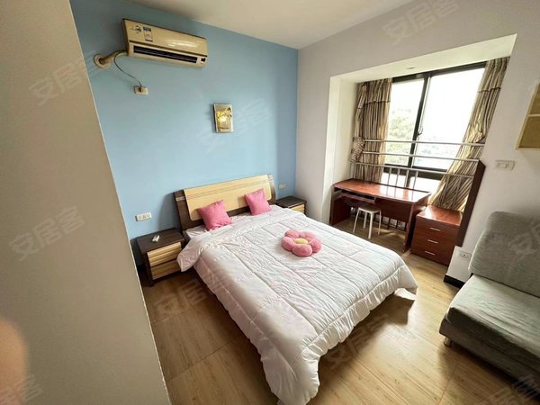 大坪轻轨 英利大融城 主卧带卫 无中介出租房源真实图片