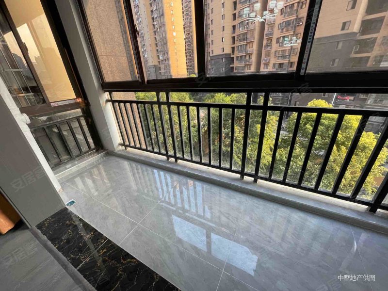 来安花园 出行方便 电梯房 低容积 南北通透 近地铁