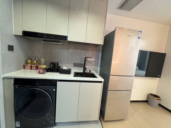 金华东阳东阳市中心望江北路69号楼汉宁西路 望江北路 海棠一号总店附近精装一室一厅 设施齐全出租房源真实图片