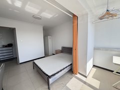 北京大兴亦庄建议陇桥地铁站旁，桂园北里甲区，主卧带阳台，采光超级好出租房源真实图片