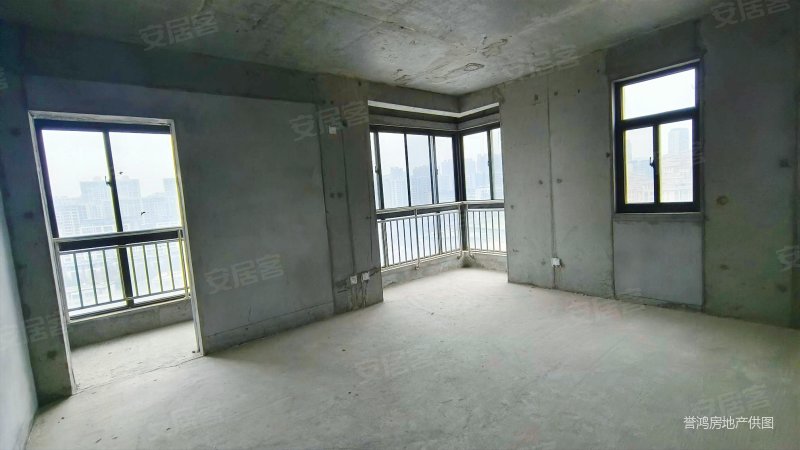 曲江南湖边金水湾小区毛坯观景大平层看房靠谱