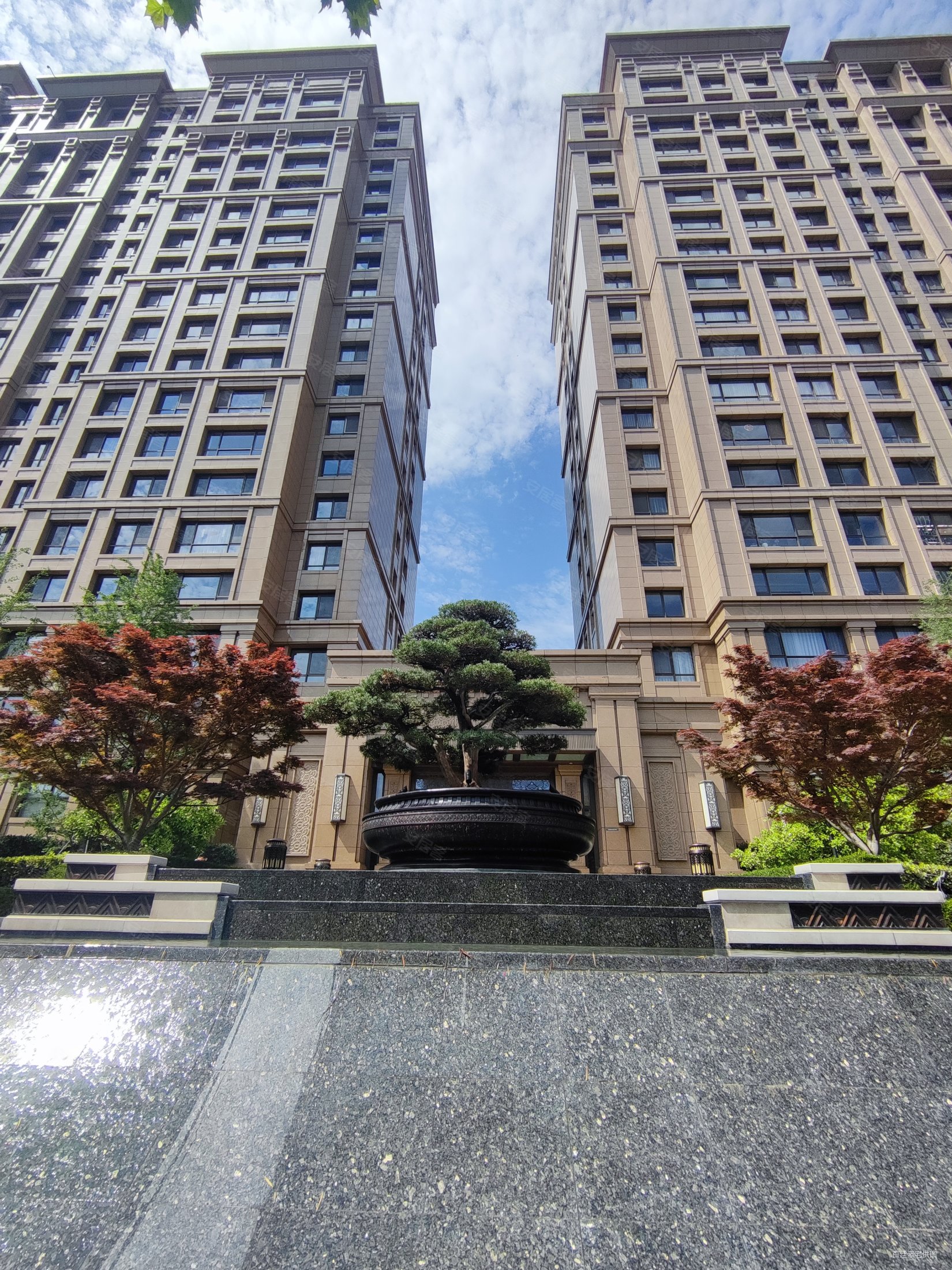 融创外滩壹号院