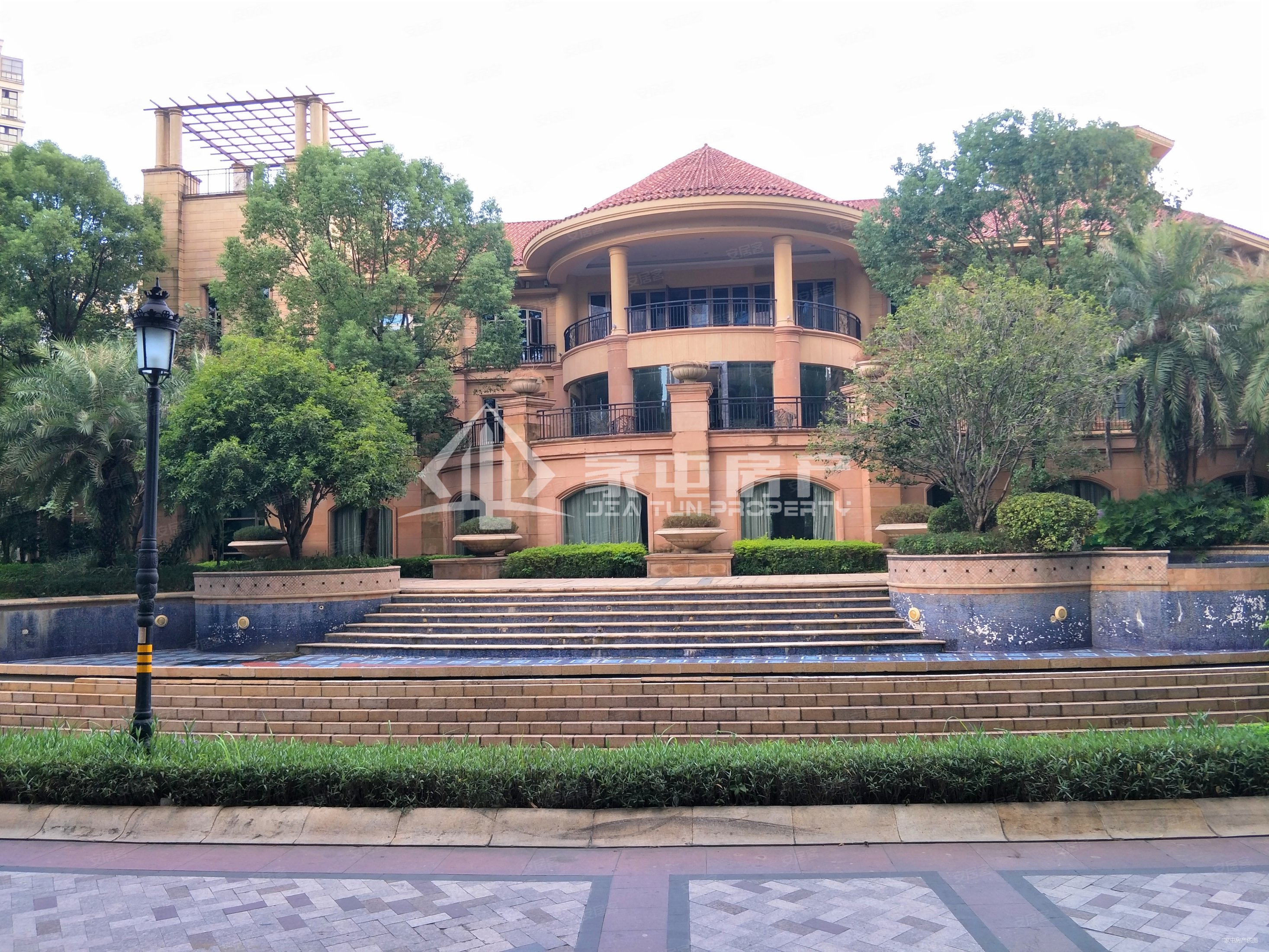 融信大卫城a区3室2厅2卫86.52㎡南北213万