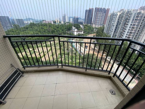 广州黄埔文冲瑞东花园急租 瑞东花园 靠近地铁口 配套齐全 拎包入住