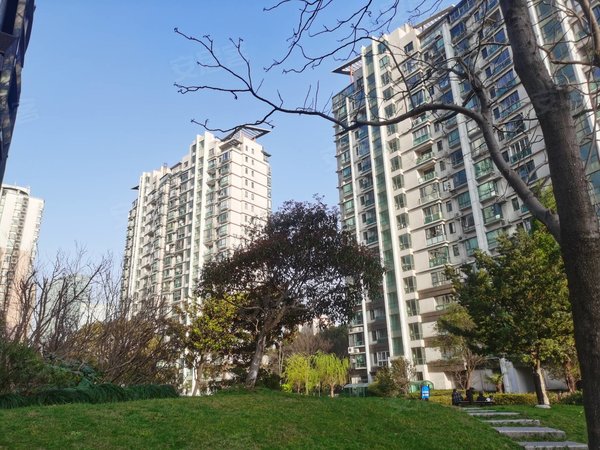 地铁2号线世纪公园站旁,高品质小区,楼下是世纪公园,浦东租房-上海58