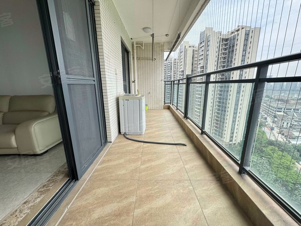 【多图】悦江上品苑,桥中租房,急租 悦江上品南向三房望江 坦尾地铁站