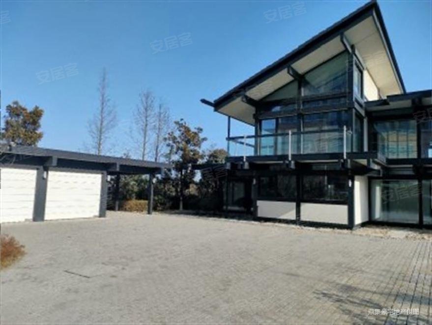 必看好房海信贺府千平大院地上2层地下一层带泳池3车库