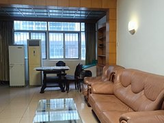 商洛商州天元时代莲湖附近，龙泉小区三室，低楼层  拎包入住   可停车出租房源真实图片