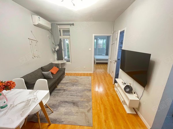 上海闵行古美罗阳东苑怡景园12号东兰路站,科技绿洲,漕河泾印象城,有