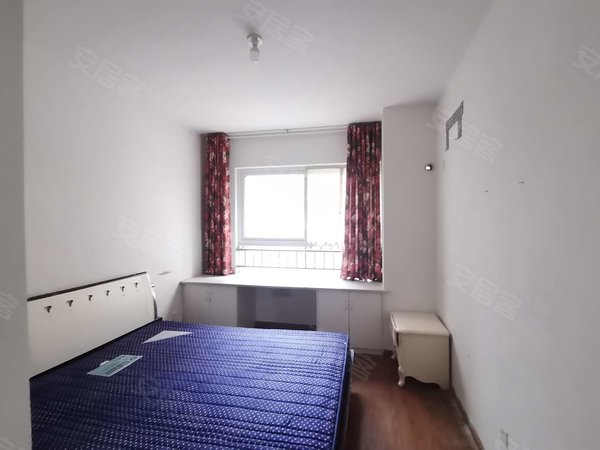 新二中对面君悦学府,两室出租1000月,家具家电齐全拎包入