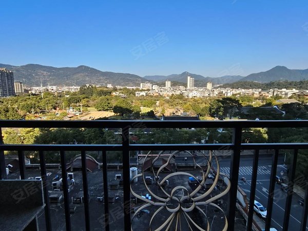 福州闽侯甘蔗世茂上游墅西区(商住楼)华商市场楼上单身公寓租900元