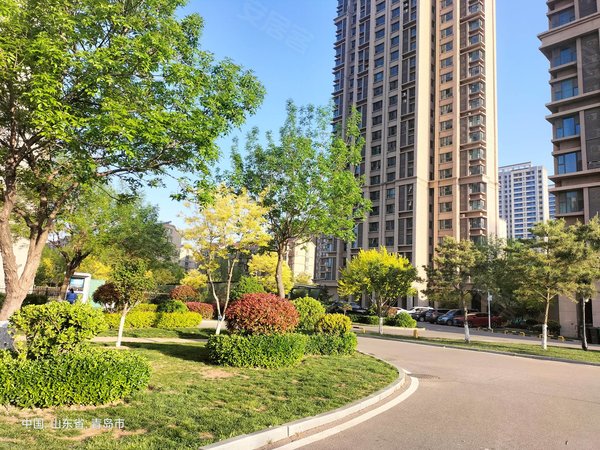 青岛城阳棘洪滩青岛碧桂园1200碧桂园精装修套二出租,配置齐全,拎包
