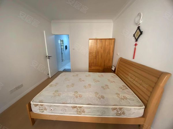 上海浦东金桥浦东大道2511弄小区全新装修,出门菜市场,地铁14号线歇浦