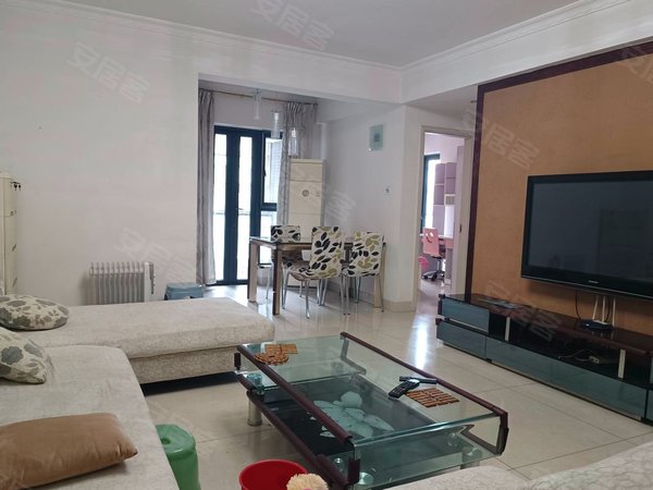 成都武侯内双楠香月楠岸成都体育学院对面,省骨科医院旁电梯小区,直接