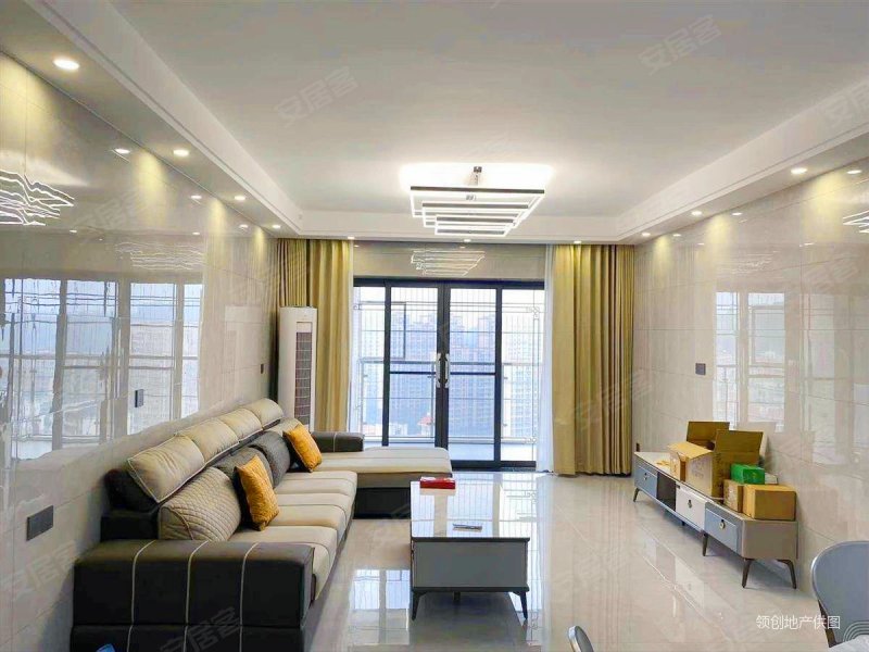 富华花园 精装三房 行政中心 品质社区带电梯带车位