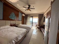 西双版纳景洪龙舟广场融创六期44平公寓冬季半年租1500每月，免费接送机。出租房源真实图片